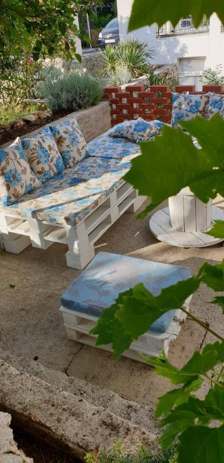Apartments And Rooms Ivana Krk Town Luaran gambar